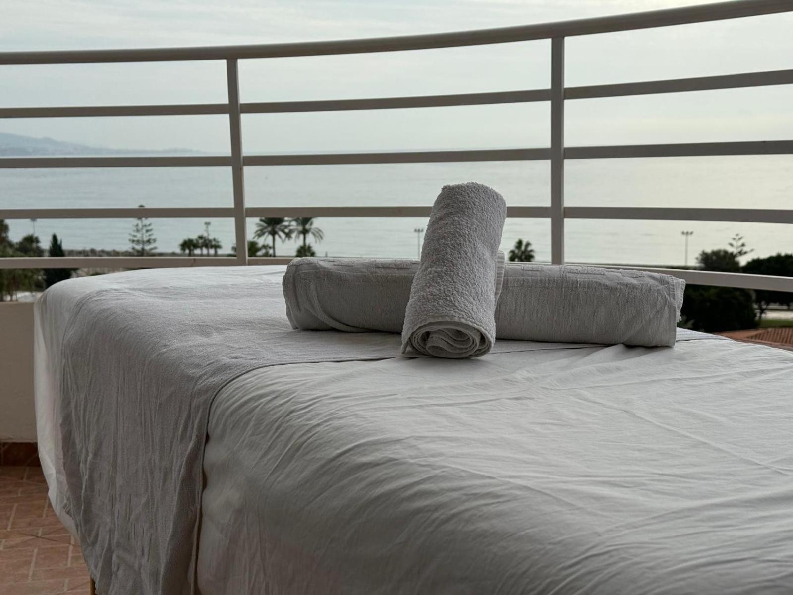A&N Alexia Apartment Caleta De Velez Ngoại thất bức ảnh